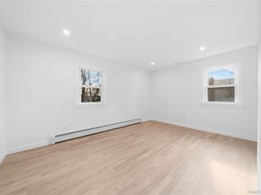 61 Lincoln Avenue, Deer Park NY 11729