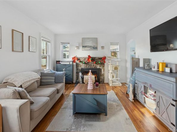 107 Pacific Boulevard, Long Beach NY 11561