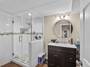 142 Landing Meadow Road, Smithtown NY 11787