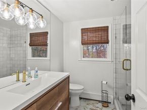 142 Landing Meadow Road, Smithtown NY 11787