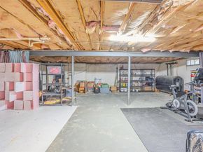 142 Landing Meadow Road, Smithtown NY 11787