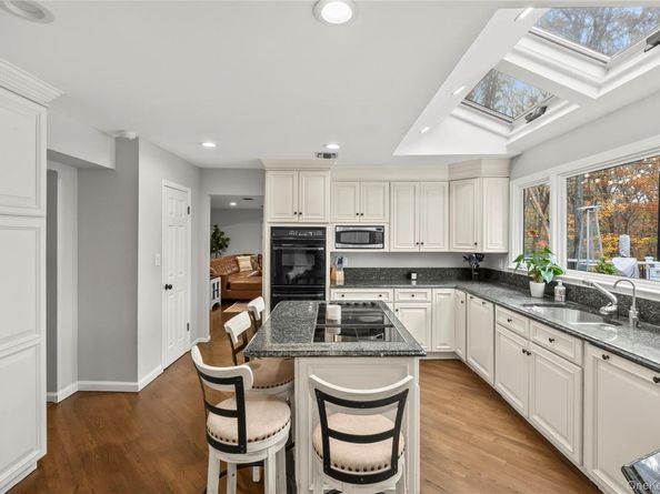 142 Landing Meadow Road, Smithtown NY 11787