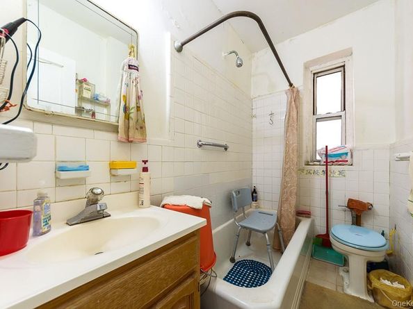 111-50 75th A44, Forest Hills NY 11375