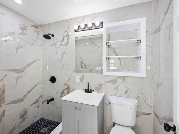 1568 7th Street, West Babylon NY 11704