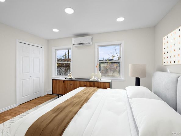 1568 7th Street, West Babylon NY 11704