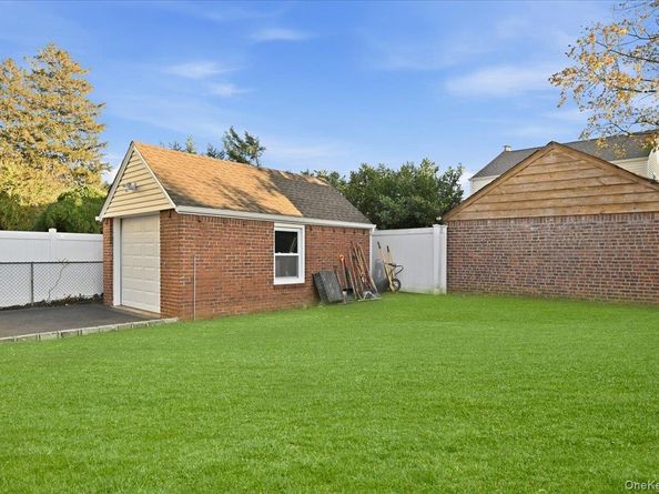 253 William Street, West Hempstead NY 11552