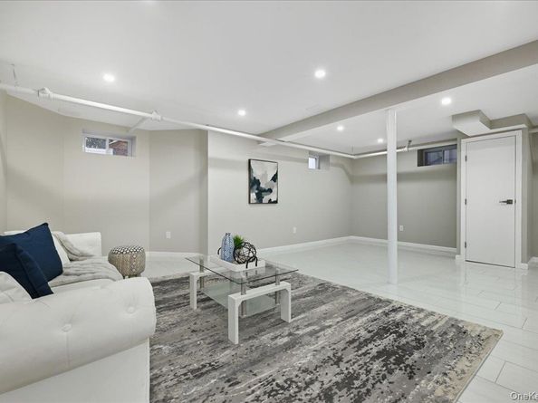 253 William Street, West Hempstead NY 11552