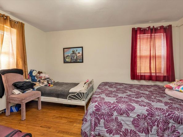 20-21 Parsons Boulevard, Whitestone NY 11357