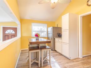 17 Schooner Lane, Baiting Hollow NY 11933