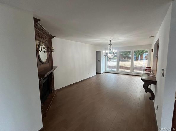 3200 Lydia Lane, Bellmore NY 11710