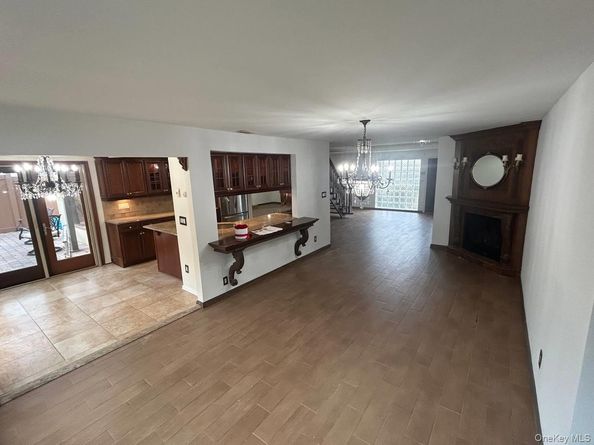 3200 Lydia Lane, Bellmore NY 11710