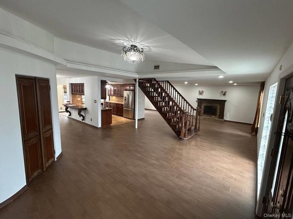 3200 Lydia Lane, Bellmore NY 11710