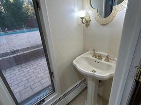 3200 Lydia Lane, Bellmore NY 11710