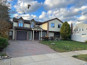 3200 Lydia Lane, Bellmore NY 11710