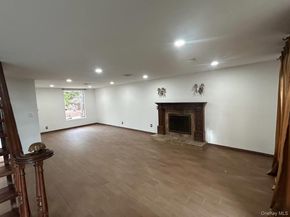 3200 Lydia Lane, Bellmore NY 11710