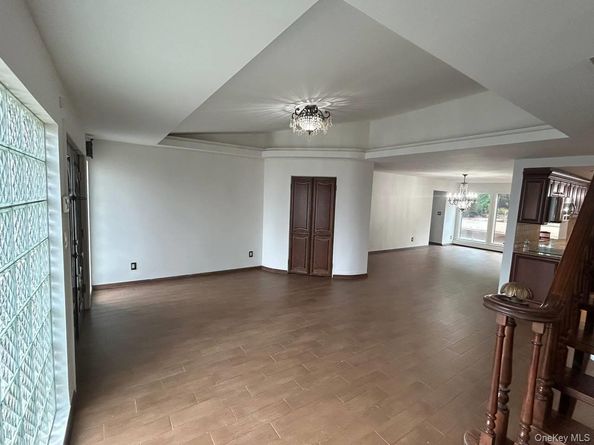 3200 Lydia Lane, Bellmore NY 11710