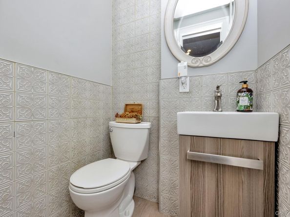 62-02 78th Street, Middle Village NY 11379