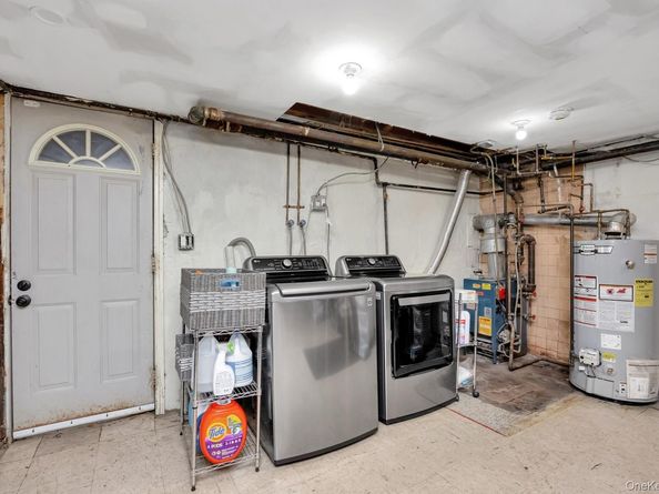 62-02 78th Street, Middle Village NY 11379