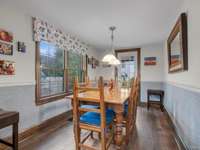 3 Station Road, Great Neck NY 11023