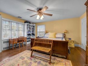 3 Station Road, Great Neck NY 11023