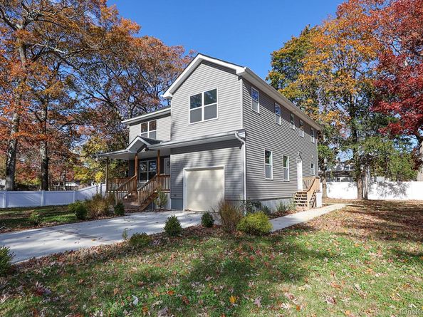 245 New Avenue, Wyandanch NY 11798