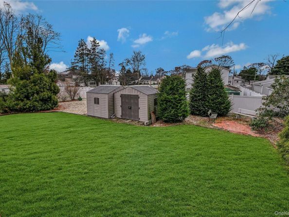 66 Rosemary Place, East Islip NY 11730