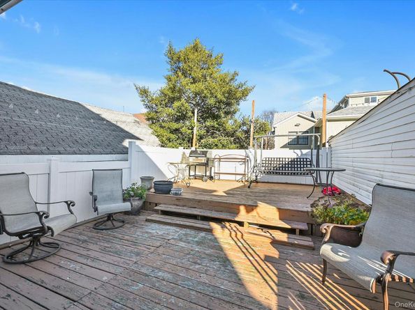 8817 190th Street, Hollis NY 11423