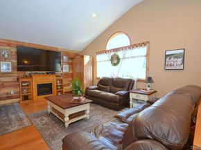 29 Granby Place, Ronkonkoma NY 11779