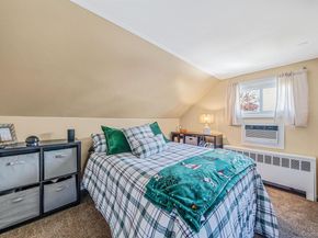 32 Rockledge Drive, Shirley NY 11967