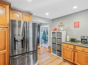 32 Rockledge Drive, Shirley NY 11967