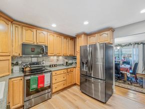 32 Rockledge Drive, Shirley NY 11967