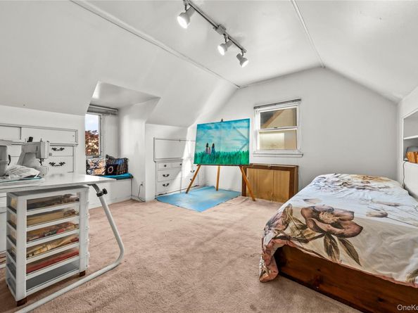 7516 180th Street, Fresh Meadows NY 11366