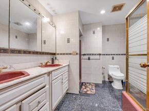 25271 Brattle Avenue, Little Neck NY 11362