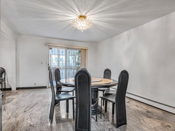 25271 Brattle Avenue, Little Neck NY 11362