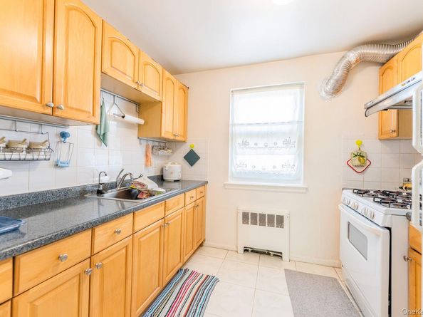 69-28 kissena Boulevard 130B, Kew Garden Hills NY 11367