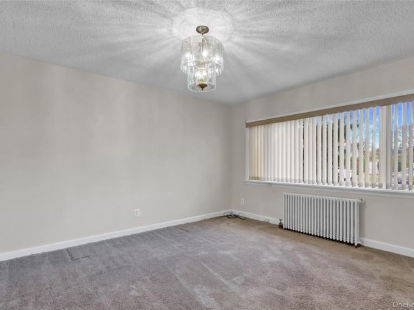 60 Parsons Drive, Hempstead NY 11550