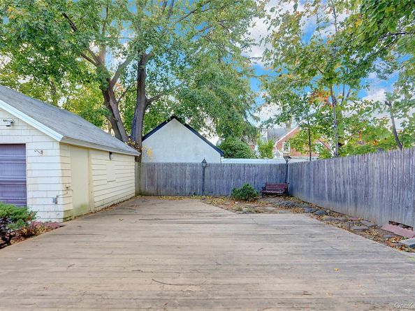 60 Parsons Drive, Hempstead NY 11550