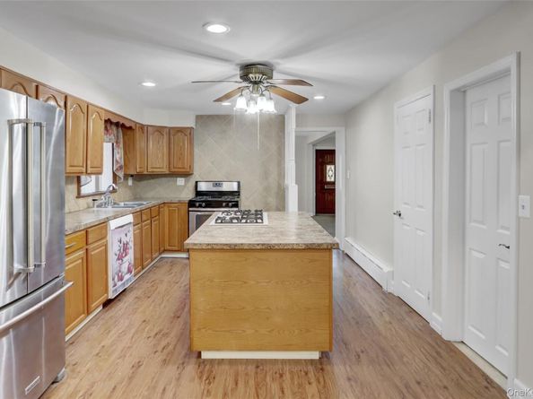 60 Parsons Drive, Hempstead NY 11550