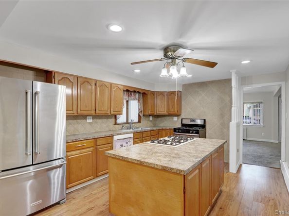 60 Parsons Drive, Hempstead NY 11550