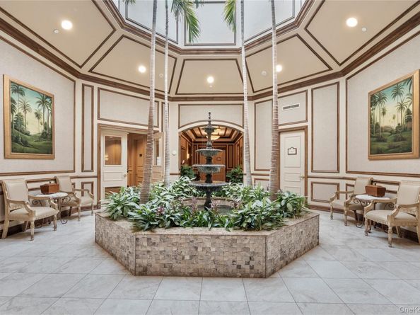 176 Sagamore Drive, Plainview NY 11803