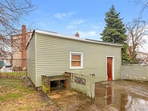 6 Gipson Street, Far Rockaway NY 11691