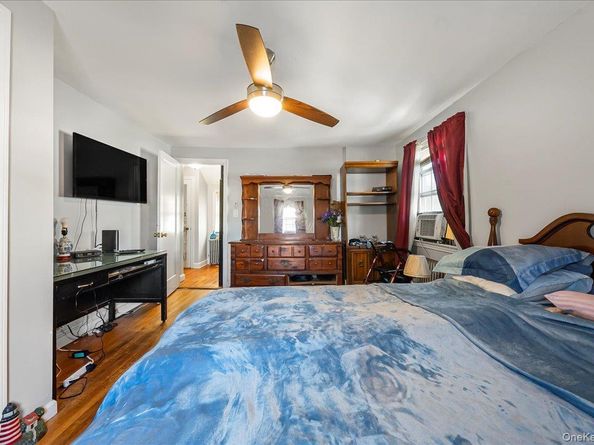 51 Meadowbrook Road, Hempstead NY 11550