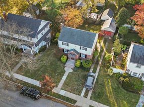 51 Meadowbrook Road, Hempstead NY 11550