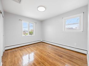 14 Hilton Court, Hicksville NY 11801