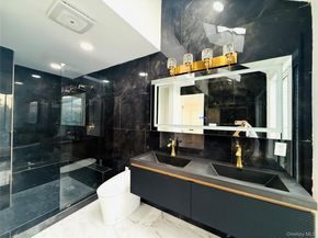 65 Mellow Ln, Jericho NY 11753