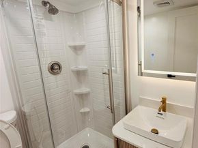 65 Mellow Ln, Jericho NY 11753