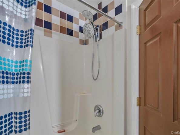 221 Macdougal Street, Brooklyn NY 11233