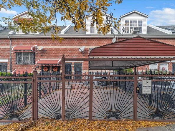 221 Macdougal Street, Brooklyn NY 11233