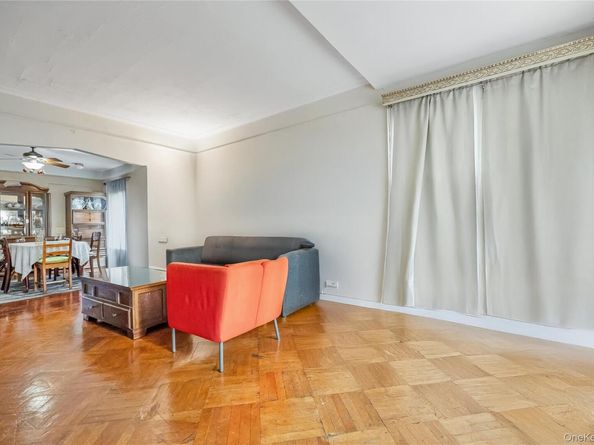 53-13 Seabury Street, Elmhurst NY 11373