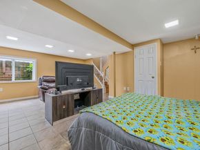 5 Willets Drive, Syosset NY 11791